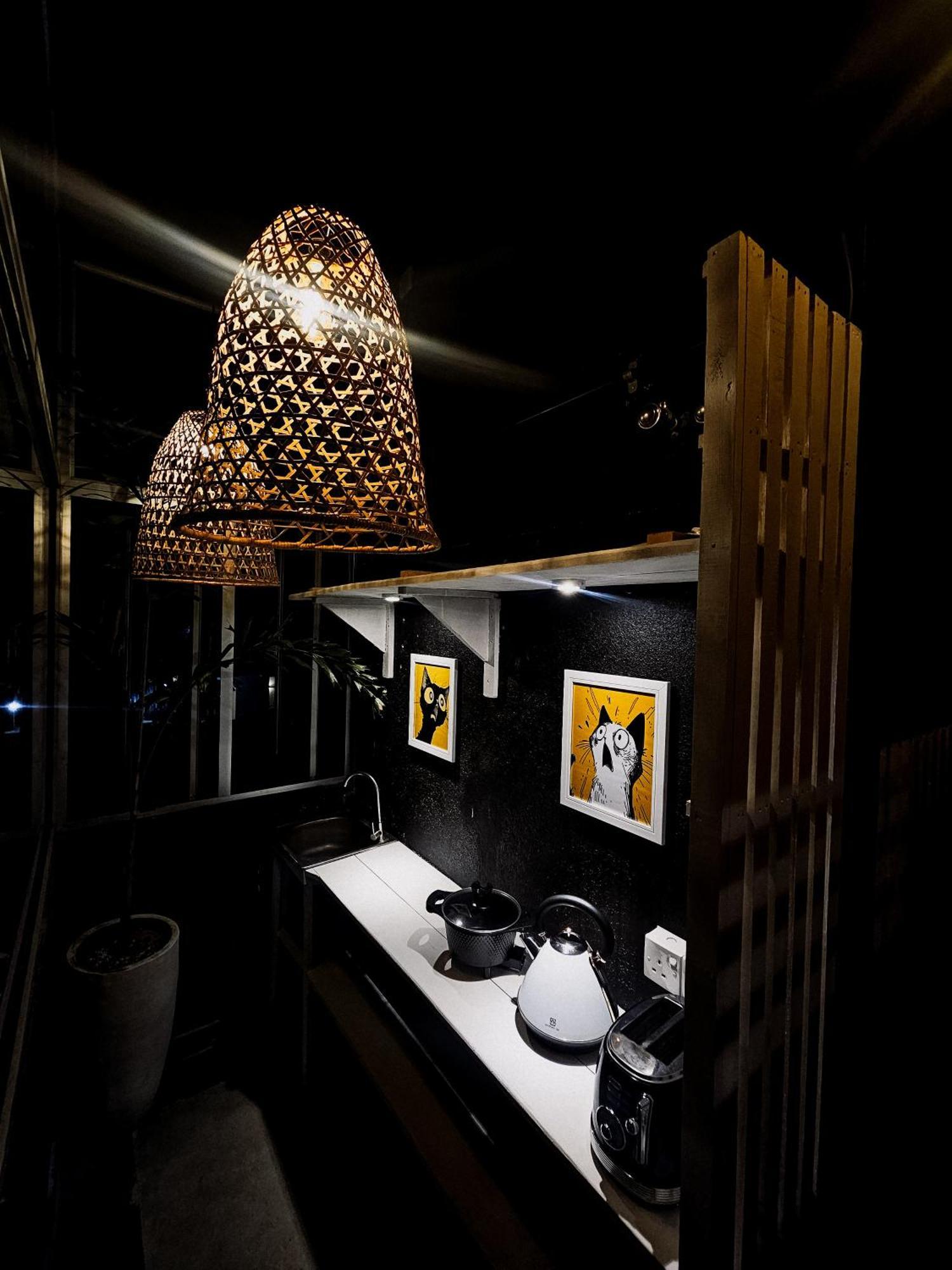 Sugar Hostel Weligama - Coliving & Coworking ภายนอก รูปภาพ