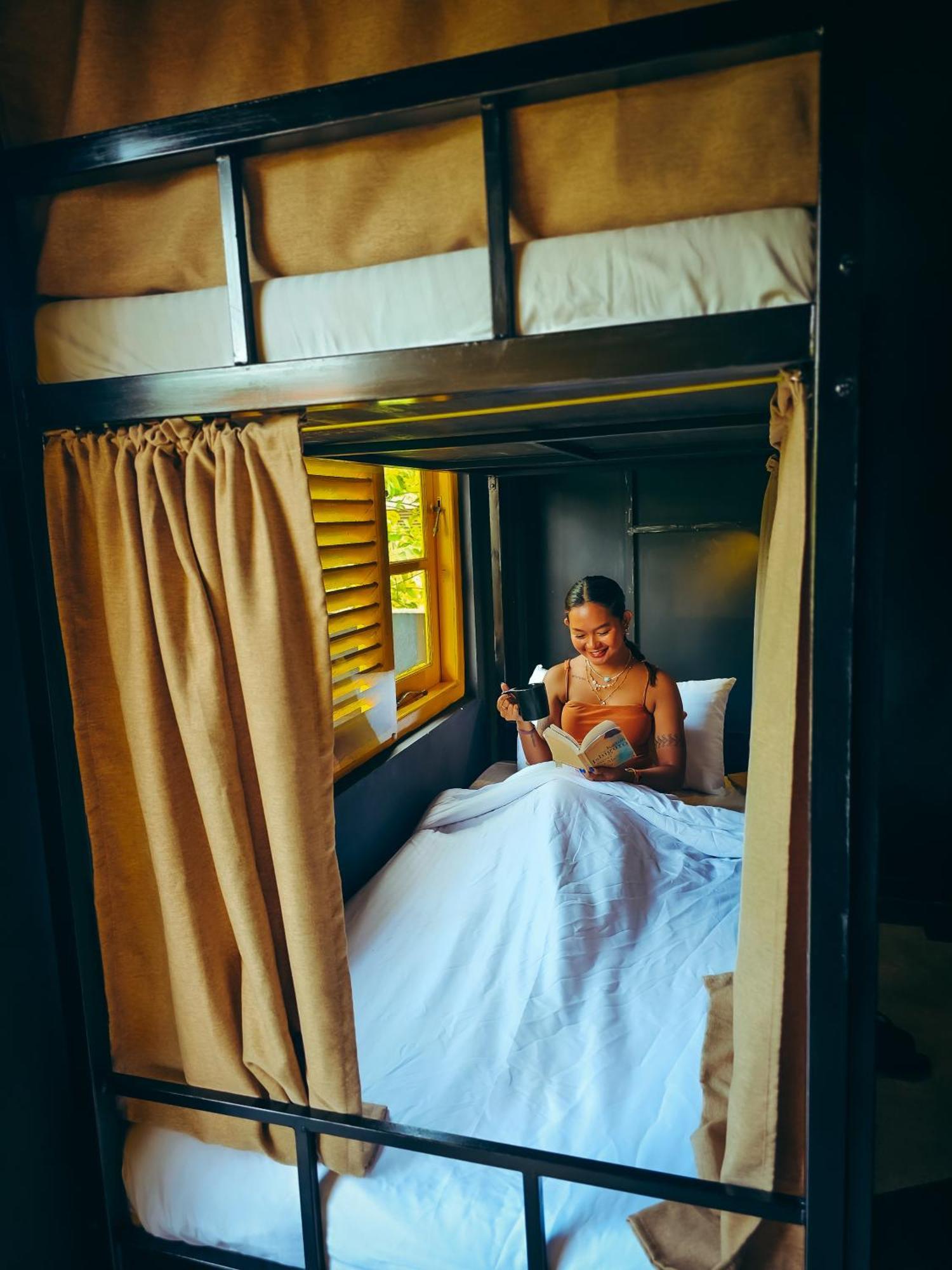 Sugar Hostel Weligama - Coliving & Coworking ภายนอก รูปภาพ