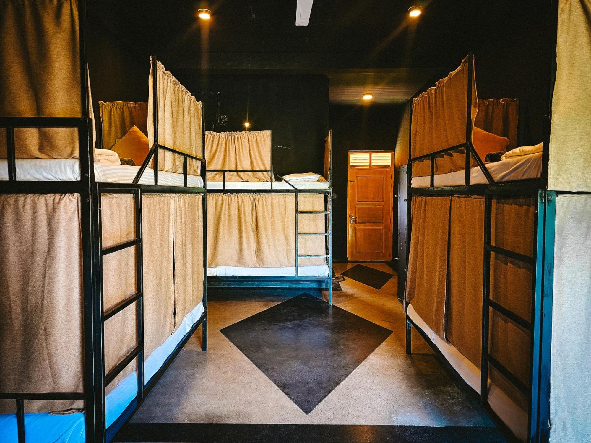 Sugar Hostel Weligama - Coliving & Coworking ภายนอก รูปภาพ